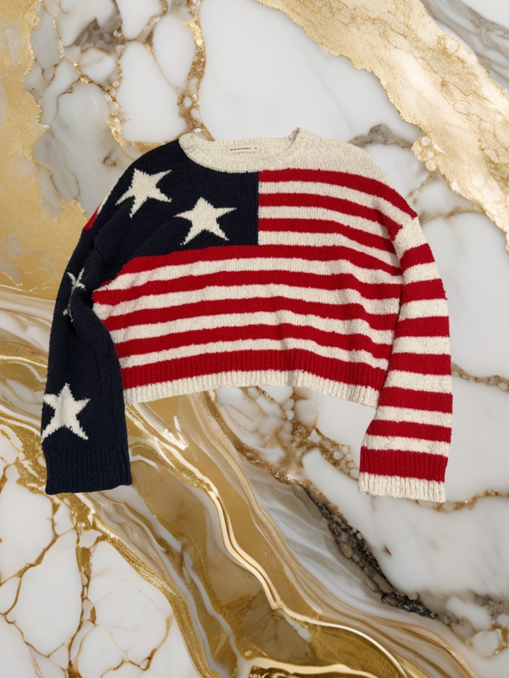 Women's NWOT Moon & Madison American Flag Red, White, and Blue Sweater